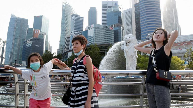 Сингапур отменяет требование сертификата вакцинации
