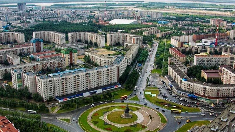 Скидка 40%. Перелет из Москвы в Сургут за 2 785р. в одну сторону