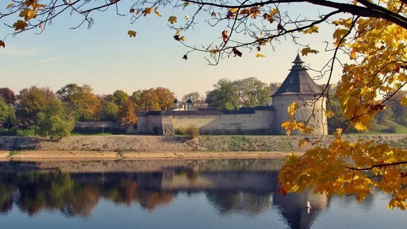 Самый дешевый по России. Перелет из Москвы в Псков за 1 400р. в одну сторону