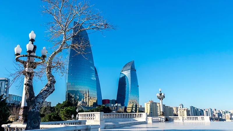 Столица Азербайджана в январе. Перелет из Москвы в Баку за 7 691р. в одну сторону