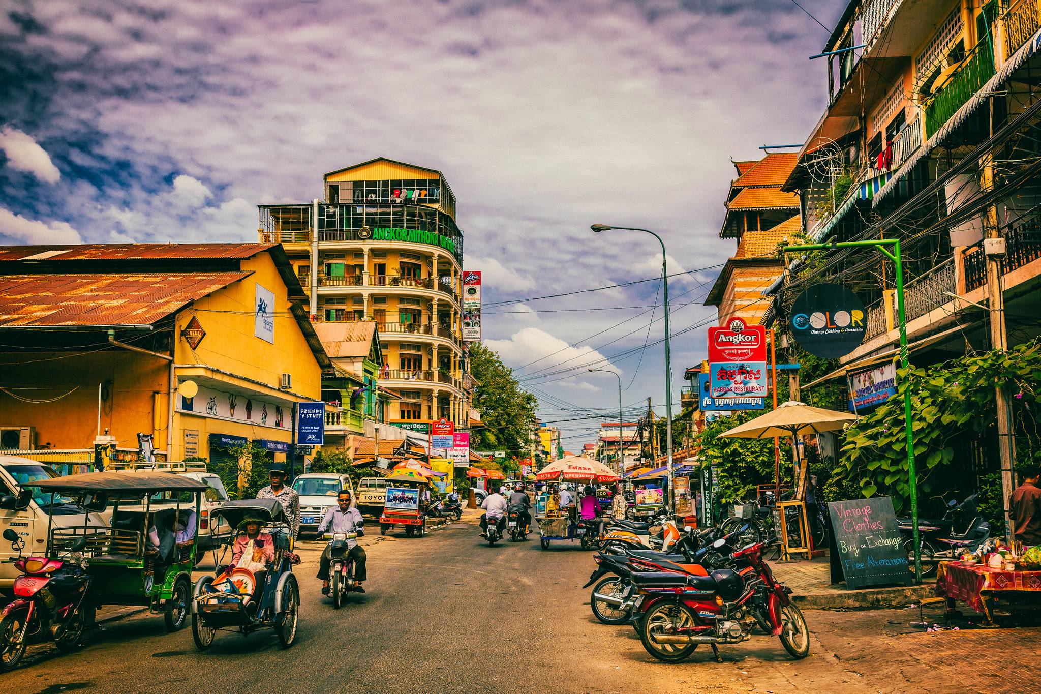 Самые интересные места в Пномпене, шумной столице Камбоджи