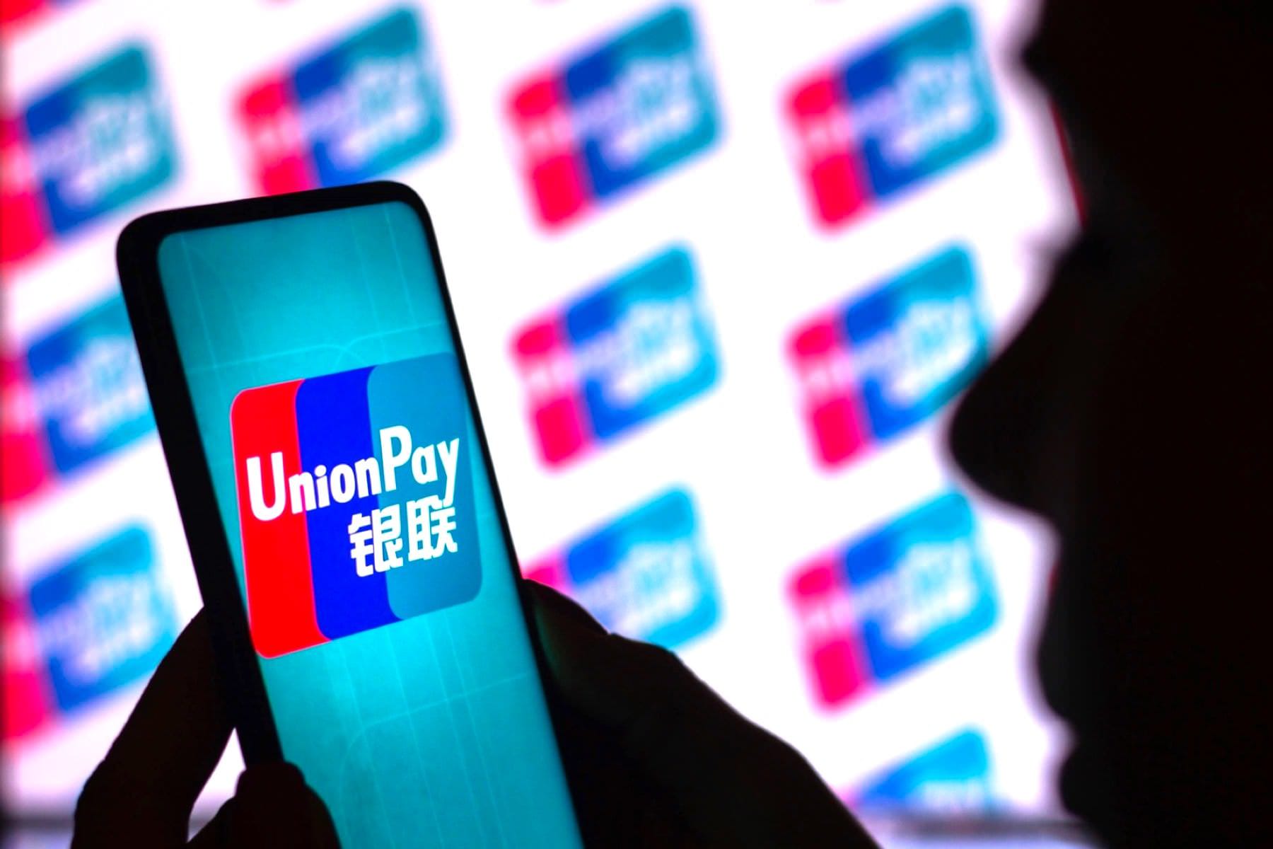 Россельхозбанк сообщил о продолжении работы карт UnionPay за рубежом