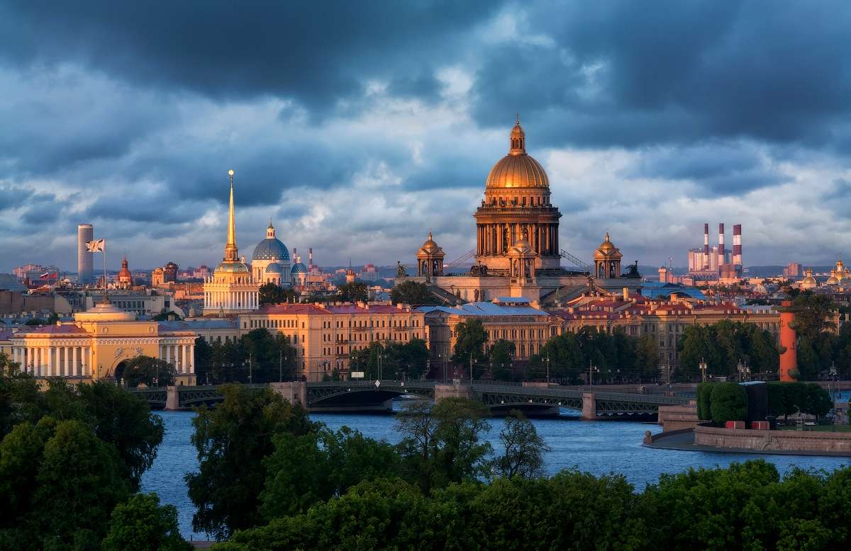 Беглов объявил о намерениях властей Санкт-Петербурга в этом сезоне обогнать Сочи по популярности среди туристов